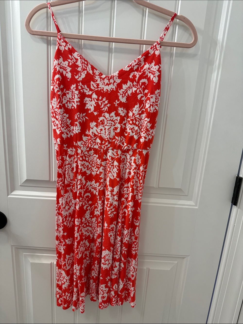 🔴 GAP Red and White Floral Spaghetti Strap Dress
